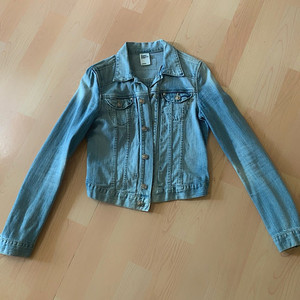 H&M 청자켓 (25000원)