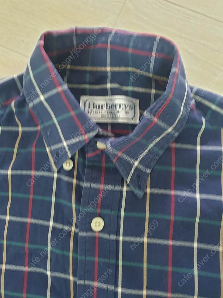 버버리 남성용 셔츠판매합니다--2