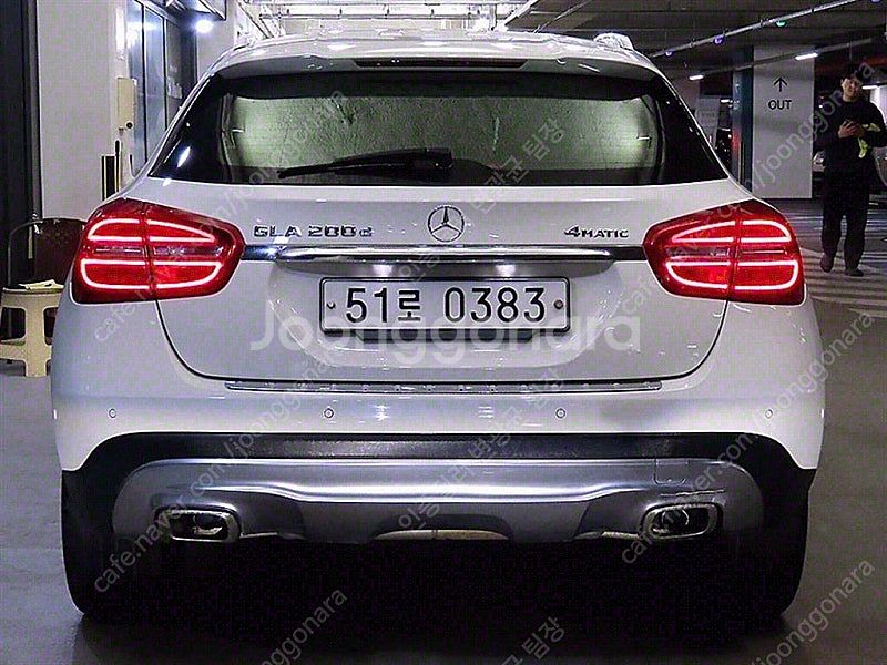 벤츠 GLA 중고 벤츠 GLA클래스 중고 흰색 2016...--6