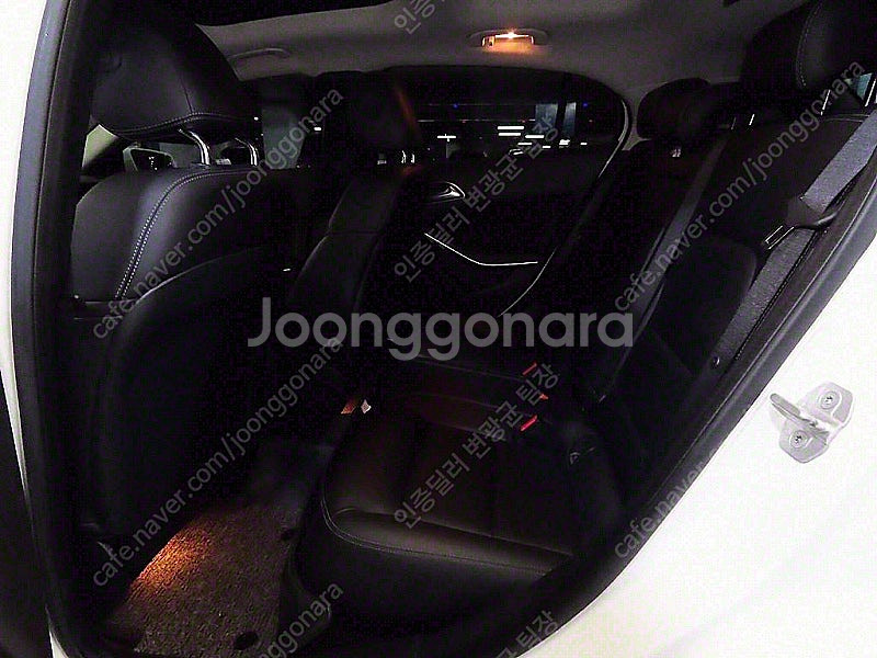 벤츠 GLA 중고 벤츠 GLA클래스 중고 흰색 2016...--8