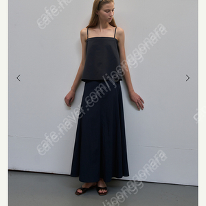 시에 sie 피아 슬리브리스 블라우스 나시 S 네이비