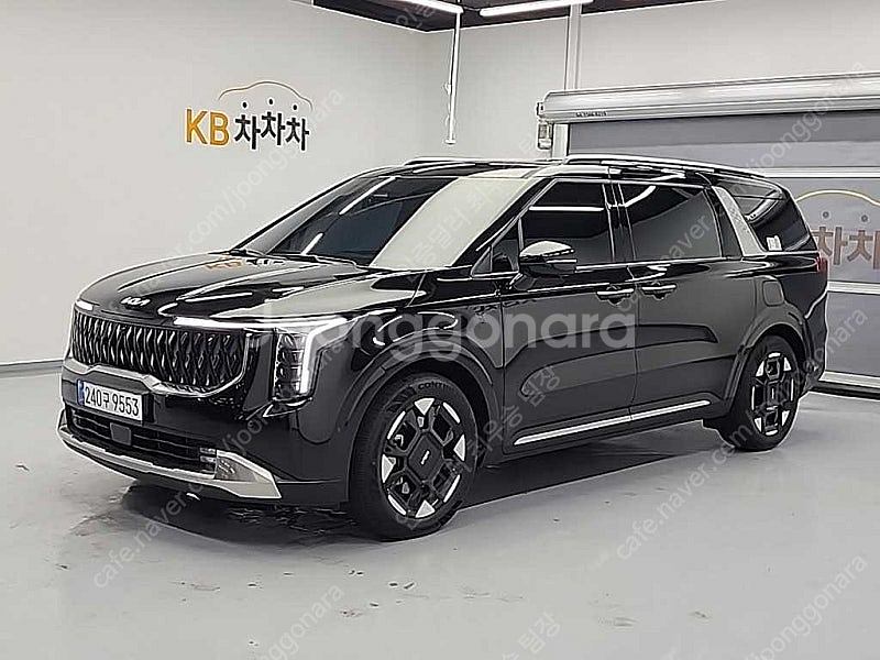 더뉴 카니발 중고 가격 중고 카니발 검정색 2025년식...--0