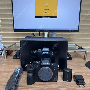 SONY A7M4 바디