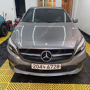 벤츠 A클래스 중고 A클래스 벤츠 중고 회색 2017년식 A200 중고차 저렴하게