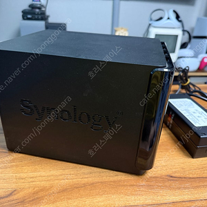 시놀로지 DS916+ HGST 4TB 하드 4개 총 16TB 셋트로 팝니다.