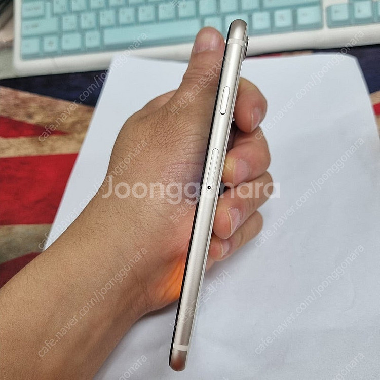 016244 아이폰SE3 128 화이트 SSS급 중고폰...--5