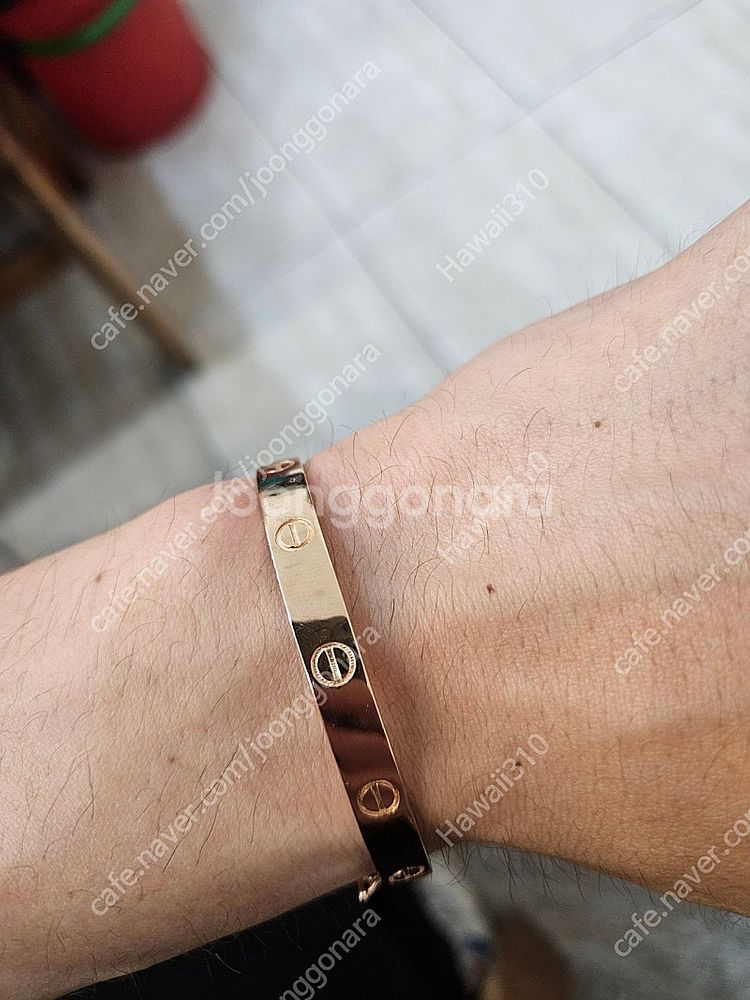 18k 까르띠에 러브팔찌 6.99돈 길이 17cm 1돈...--2