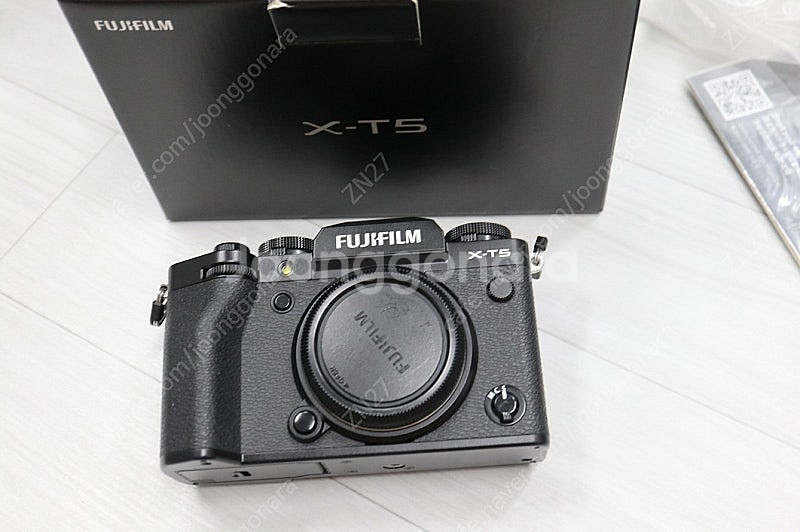 후지 X-T5 (26년4월보증 블랙)--1