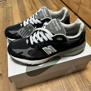 뉴발란스 993 블랙 270 판매합니다