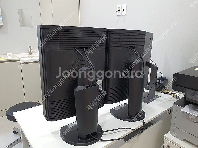 WIDE(와이드) 중고판독모니터 LED 5MP 판매--2