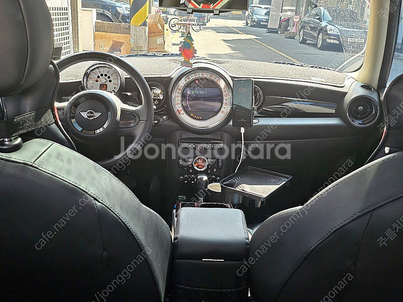 미니쿠퍼 Ⅱ R56 1.6쿠퍼(3도어)--0