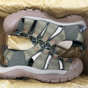 킨 뉴포트 H2 남성 샌들 KEEN Newport 275 판매합니다