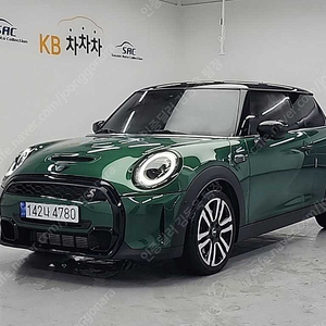 14,585 km 중고 미니쿠퍼 중고 가격 쿠퍼 S 클래식 중고차 리스 가능 차량 녹색