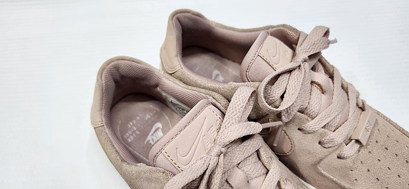 나이키 우먼스 에어포스1 세이지 로우 235사이즈--4