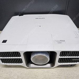 엡손EH-LS12000B/EB-L775U/4K/7천안시외 엡손 레이저 프로젝터 여러가지 판매