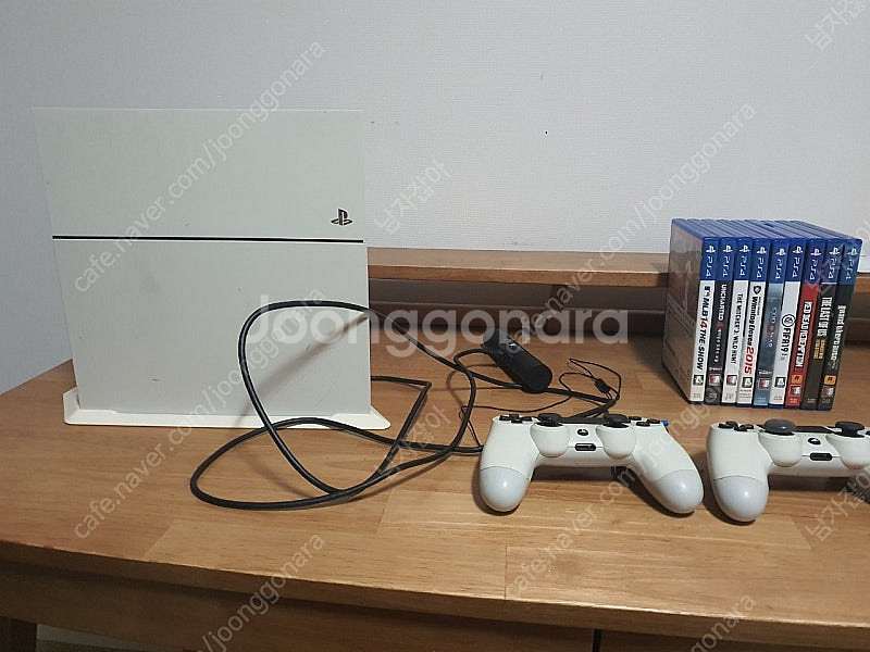 ps4 카메라 타이틀 판매합니다--0