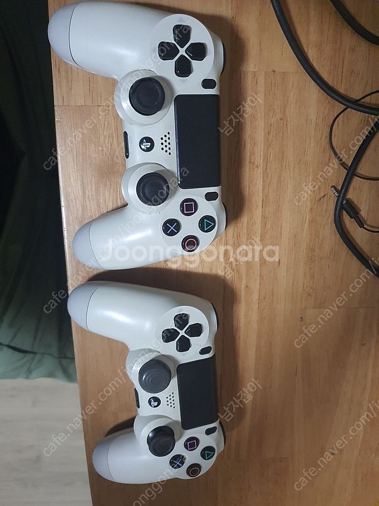 ps4 카메라 타이틀 판매합니다--2