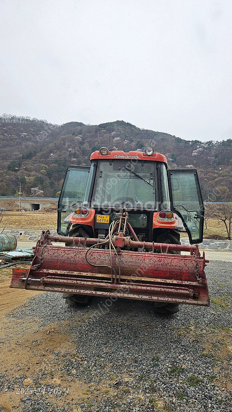 대동 D581 트랙터--2
