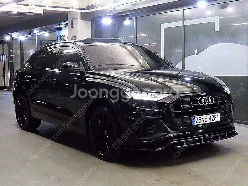 아우디 Q8 중고 2021년식 73,470km 55 T...--0