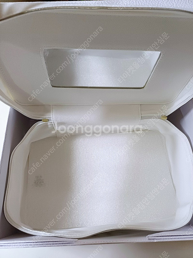 무료배송) 여행용) 디올 파우치 빅사이즈 선물박스 포함...--1