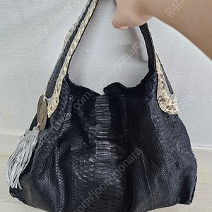 리얼 뱀피 파이톤 뱀가죽 가방