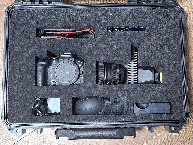 캐논 canon R10 + 18-45 rens kit , DM-E1d(마이크) 판매합니다.
