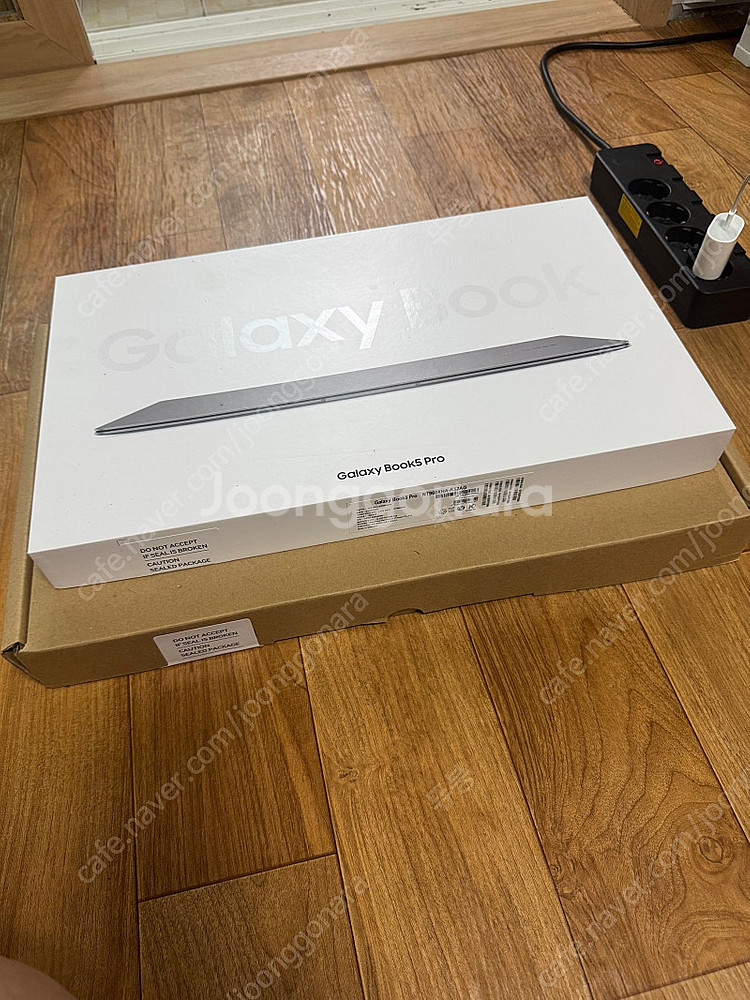 갤럭시 북 프로5 RAM 32GB, SSD 512GB,...--0