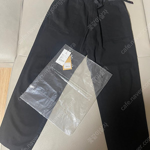 그라미치 루즈테이퍼드 릿지 팬츠 Black