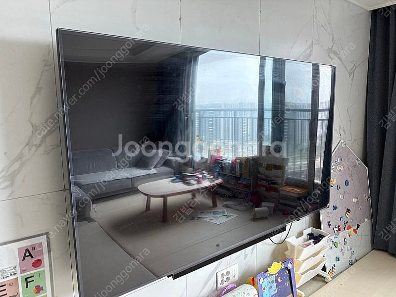 UN82RU8100FXKR 82인치 삼성TV 팝니다.--1