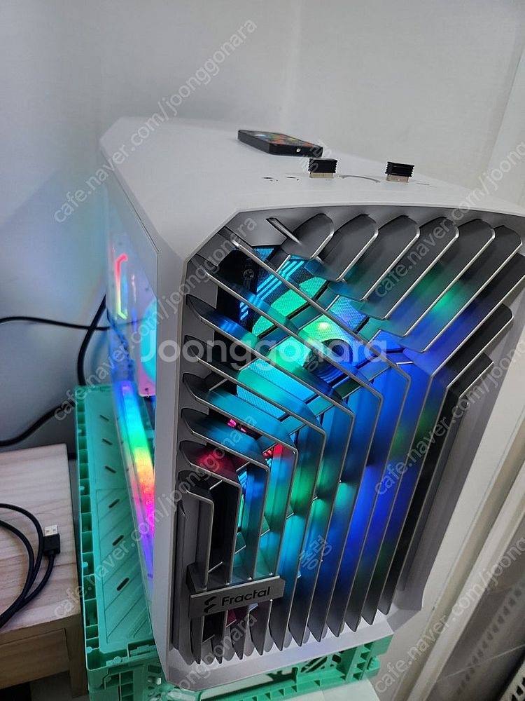Fractal Design 화이트 게이밍 pc 데스크탑...--0
