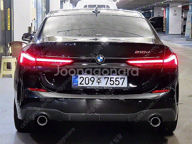 BMW 2시리즈 중고 2시리즈 218d 검정색 2021...--6