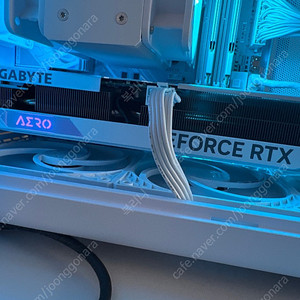 GIGABYTE RTX 4060 Ti AERO