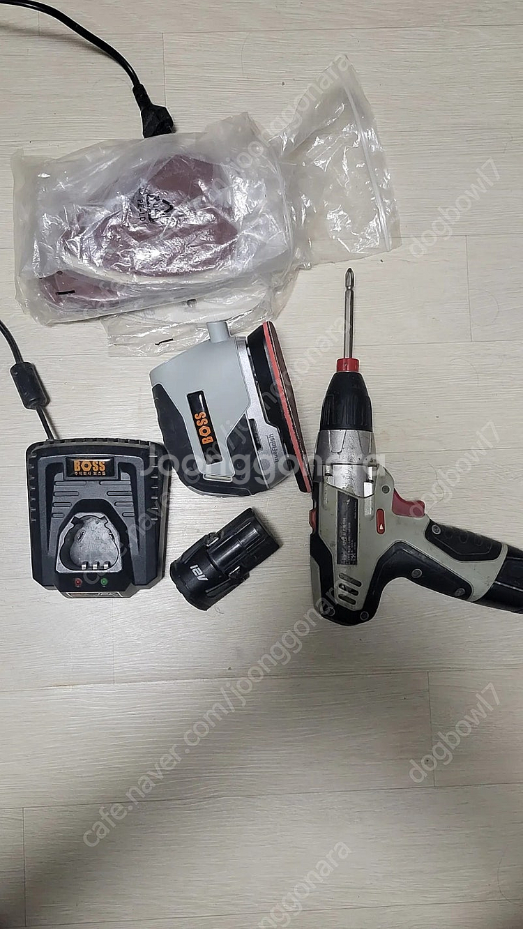 보스툴 무선 전동드릴및 무선센더 세트--0