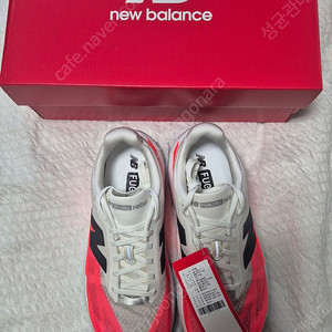 뉴발란스 rebel v5 270 D 레벨5