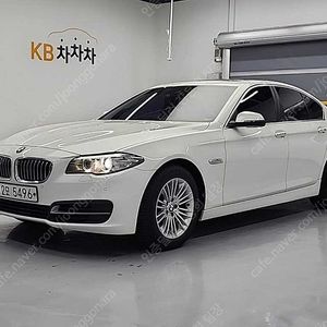 BMW 5시리즈 중고 5시리즈 중고차 BMW 520D 중고 흰색 2015년식 520d 중고자동차가격