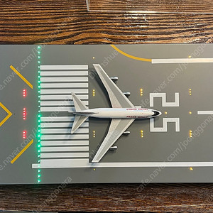 제이씨윙 1:400 런웨이 디스플레이