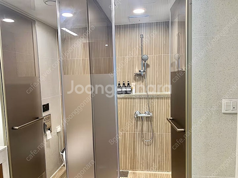 광안리해수욕장 오션뷰 정기이하 에어비앤비 양도 7/3~...--9
