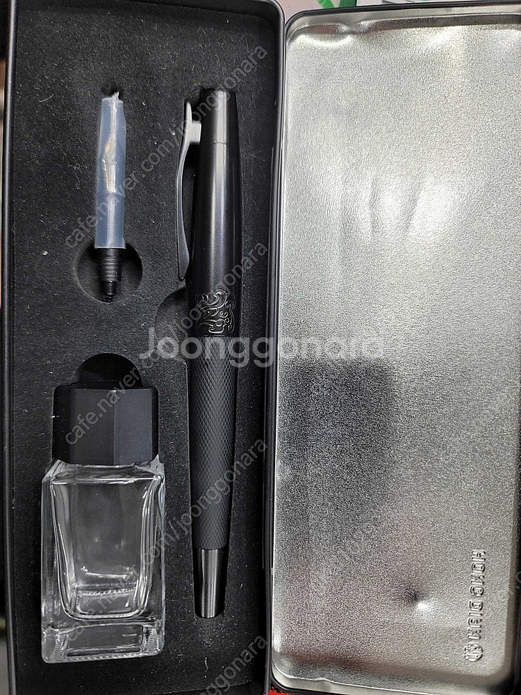 홍디안 만년필 팝니다. 6013s 블랙 펜촉 F 택포가--1