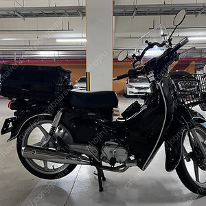 혼다 슈퍼커브110 22년식 9000km 옵션 80만