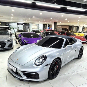 포르쉐 911 중고차 중고자동차 서울중고차 할부가능 은색 2023년식 13,485km 카레라 GTS 카브리올레 중고차 직거래 카페