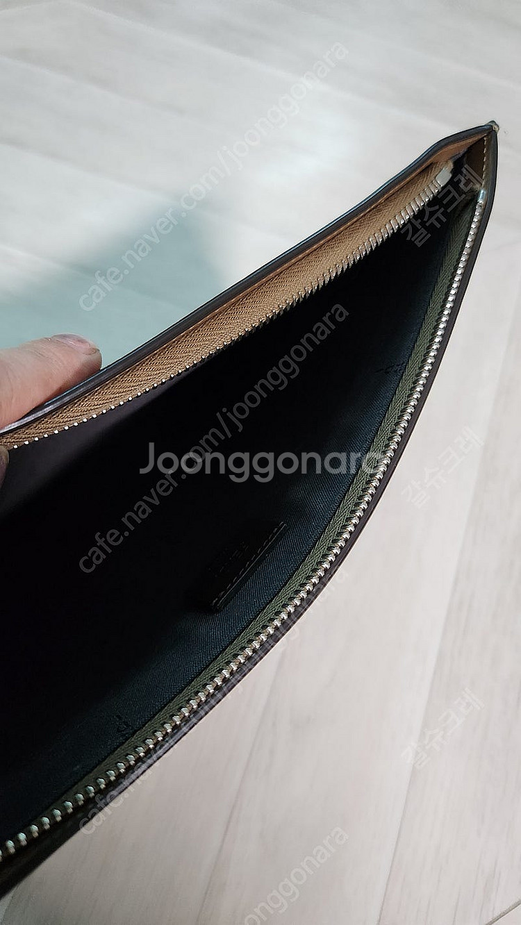 펜디 클러치백(개런티카드있음) 가격내림--9