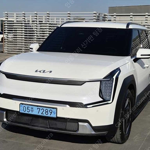 흰색 EV9 중고 EV9 중고차 4WD 에어 중고자동차 16,640 km