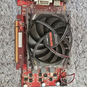 라데온 HD 5770 512MB 그래픽카드 1만원에 팝니다.