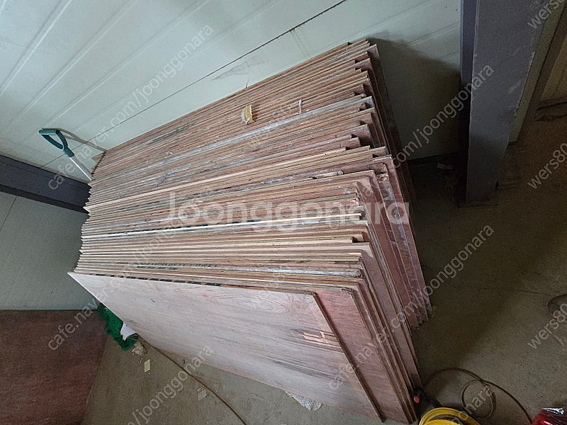 중고합판, 그물망, 간이침대,기타 팝니다.--0
