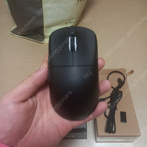 VXE R1 Pro max 무선 마우스 판매합니다.