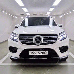 벤츠 GLS 중고차 벤츠 중고차 벤츠 GLS클래스 중고차 2019년식 51,470km GLS500 4MATIC 실매물중고차