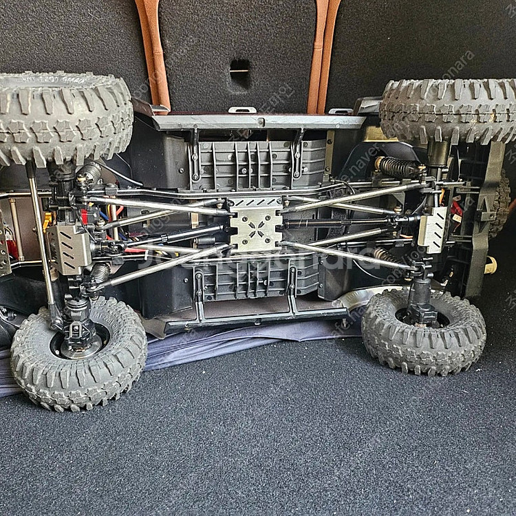 yk4083 브롱코 1:8 v2--4