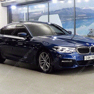 BMW 5시리즈 중고 5시리즈 중고차 할부 BMW 520D 중고 파란색 2017년식 520d M 스포츠 플러스 중고차매매순위