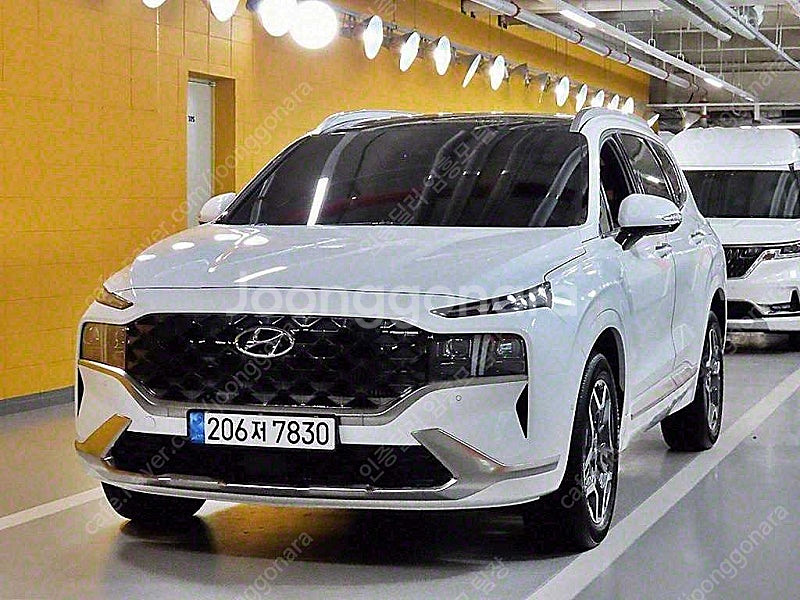 싼타페 중고 가격 중고 싼타페 더 뉴 싼타페 하이브리드 중고 진주색 2023년식 14,330km 1.6 2WD 캘리...--0