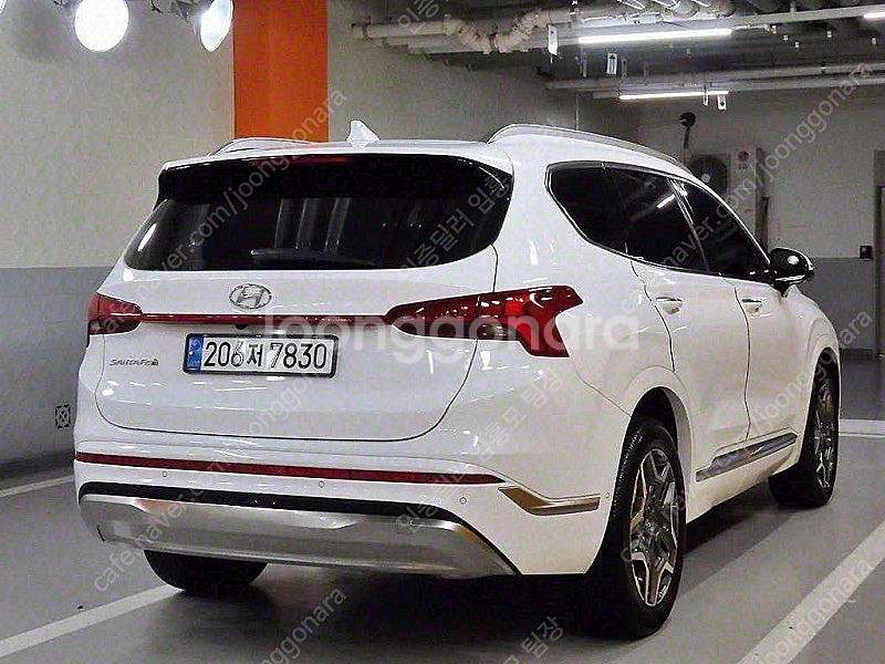 싼타페 중고 가격 중고 싼타페 더 뉴 싼타페 하이브리드 중고 진주색 2023년식 14,330km 1.6 2WD 캘리...--5